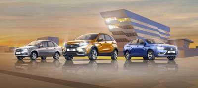 АвтоВАЗ увеличил продажи автомобилей Lada в России в четыре раза в апреле 2021 года - avtonovostidnya.ru - Россия