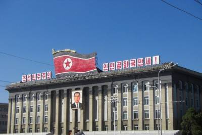 Жителей КНДР напугали заражением коронавирусом через пропагандистские листовки из Южной Кореи - mk.ru - Южная Корея - Кндр