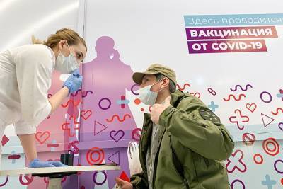 Владимир Путин - Татьяна Голикова - Первую прививку от COVID-19 сделали более 13 миллионов россиян - vm.ru - Россия