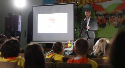 Олег Николаев - В Чувашии снова захотели запретить массовые мероприятия с участием детей - pg21.ru - республика Чувашия