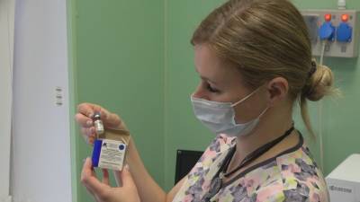 В Петербурге более 700 маломобильных петербуржцев сделали прививку от коронавируса на дому - abnews.ru - Петербурга - Пресс-Служба