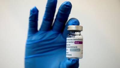Во Вьетнаме зафиксировали первую смерть после прививки от AstraZeneca - iz.ru - Англия - Израиль - Вьетнам