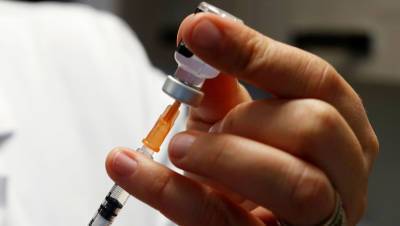 Еврокомиссия утвердила контракт на 1,8 млрд доз вакцины Pfizer от COVID-19 - gazeta.ru - Евросоюз - деревня Ляйен