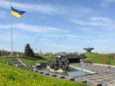 В Минкульте заявили, что не запрещали мероприятия по случаю Дня памяти и примирения в Киеве - gordonua.com - Киев