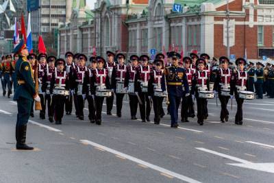 Парад Победы 2021 в Новосибирске: дата, время и где можно посмотреть - novos.mk.ru - Новосибирск
