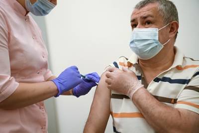 Вакцина «КовиВак» появилась в Москве - lenta.ru - Москва