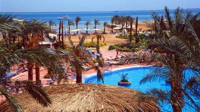Авиасообщение с курортами Египта после открытия могут ограничить «регуляркой» - iz.ru - Египет - Израиль