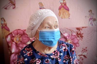 102-летняя пенсионерка привилась от коронавируса в Новосибирске - novos.mk.ru - Новосибирск - Новосибирская обл.