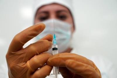 В Евросоюзе от коронавируса вакцинировали 100 млн человек - govoritmoskva.ru - Евросоюз - деревня Ляйен