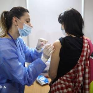 От коронавируса в Украине сделали уже более 1,5 млн прививок - reporter-ua.com