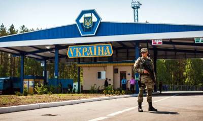 Украинские пограничники отказывают во въезде привитым «Спутником V» иностранцам - og.ru