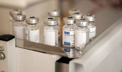Почти 300 тысяч доз вакцин от COVID-19 доставлено в Тюменскую область - nashgorod.ru - Тюменская обл.