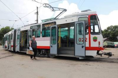 Ещё один европейский трамвай показали в Запорожье: ФОТО - inform.zp.ua - Запорожье