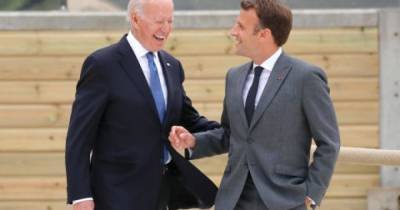 Эммануэль Макрон - Джон Байден - Джо Байден - "Мы — едины": Байден впервые встретился с Макрона на саммите G7 (ВИДЕО) - dsnews.ua - Франция - Англия - Италия - Канада