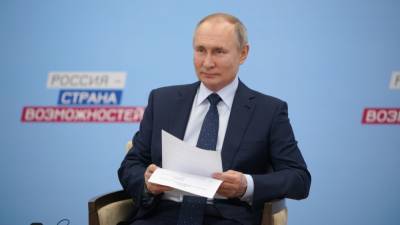 Путин указал на роль России в помощи другим странам с вакцинацией - inforeactor.ru - Россия - Москва