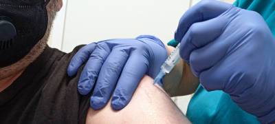 Минздрав Карелии объявил о возобновлении вакцинации от коронавируса после сбоя - stolicaonego.ru - республика Карелия