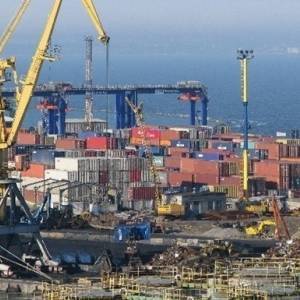 Закрытие китайского порта нанесло ущерб мировой торговле - reporter-ua.com - Китай - China - провинция Гуандун - Торговля