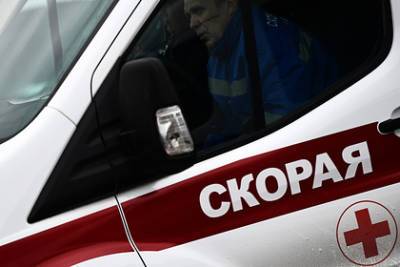 Врачи объяснили очередь из 18 машин скорой помощи в российской больнице - lenta.ru