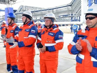 «Газпром нефть» первой в стране в пандемию запустила нефтегазовое месторождение - znak.com - Россия - Санкт-Петербург - округ Янао