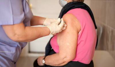 До 22% работников готовы сделать прививку под угрозой увольнения - newizv.ru - Москва - Московская обл.