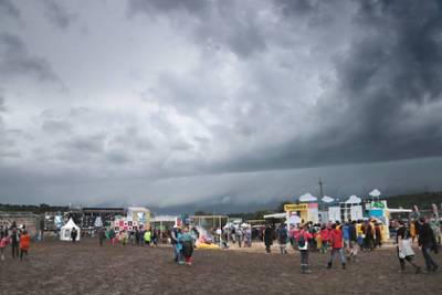 Фестиваль «Дикая мята» отменили в ночь перед открытием - lenta.ru - Тульская обл.