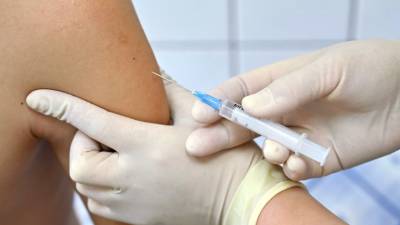 В Ленинградской области поручили провести вакцинацию ряда категорий граждан - russian.rt.com - Ленобласть обл.