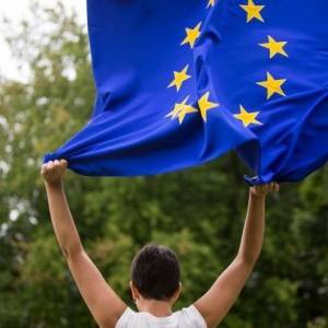 В ЕС разрешили открыть границы для граждан США и еще 4 стран - reporter-ua.com - Сша - Евросоюз - Сербия - Албания - Ливан - Македония
