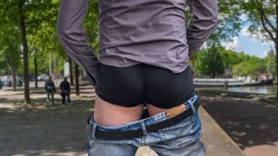 В Сочи горожан и туристов заставили носить штаны - gazeta.ru - Сочи