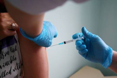 Российские ученые нашли снижающие эффективность вакцин мутации коронавируса - lenta.ru - Россия