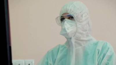 Виктор Захаров - Эксперты: четвёртая волна коронавируса в России может наступить в сентябре - piter.tv - Россия - Санкт-Петербург