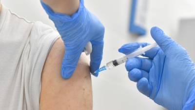 Российский иммунолог заявил, что вакцинация снизит до нуля шансы умереть от COVID-19 - newinform.com