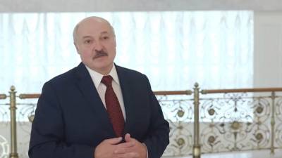 Александр Лукашенко - Лукашенко: в Белоруссии нет необходимости в обязательной вакцинации от COVID-19 - piter.tv