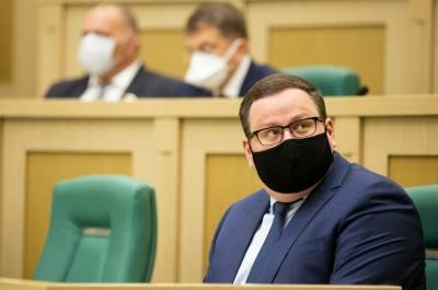 Антон Котяков - Трудовой кодекс не предусматривает увольнения за отказ от вакцинации, заявил Котяков - pnp.ru - Москва