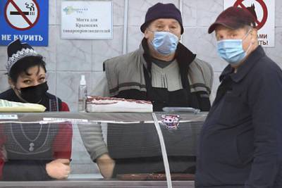 Названы самые популярные слухи о коронавирусе среди россиян - lenta.ru