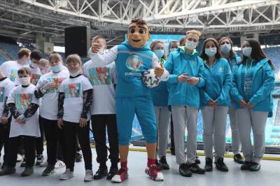 Михаил Мурашко - Мурашко заявил, что вакцинация от коронавируса необязательна для посещения матчей Евро - neva.today - Санкт-Петербург