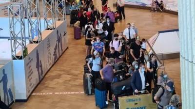 Источник в Бен-Гурионе: все больше пассажиров будут пропускать в Израиль без анализа - vesty.co.il - Израиль