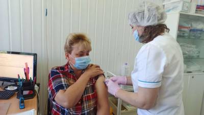 В России растёт число регионов, вводящих обязательную вакцинацию от Ковида - continent.news - Россия