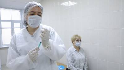 В Петербурге осталось более 150 тыс. комплектов вакцин от коронавируса - dp.ru - Санкт-Петербург