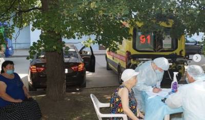 Жителей Казани начали прививать от коронавируса во дворах их домов - newizv.ru - Казань