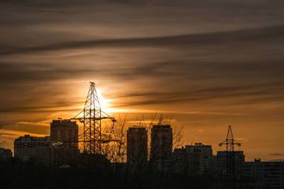 Спрос на электричество в России достиг исторического максимума - lenta.ru - Россия