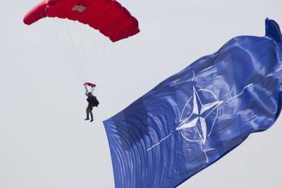 Сергей Шойгу - Шойгу раскритиковал НАТО за русофобию - mk.ru - Россия - ?