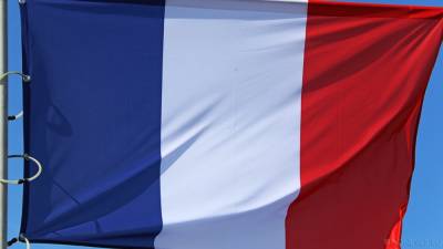Франция включила Россию в список стран с высоким распространением Covid-19 - newdaynews.ru - Россия - Франция - Намибия - Сейшелы