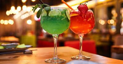 Бар пообещал привитым москвичам бесплатный алкоголь - moslenta.ru