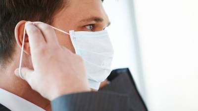Израиль возвращается к ношению масок из-за роста заболеваемости коронавирусом - gazeta.ru - Израиль
