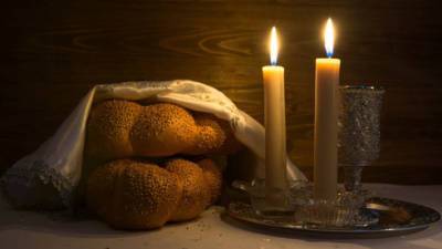 Шабат: время зажигания свечей и недельная глава Торы - vesty.co.il - Израиль - Тель-Авив - Иерусалим - округ Центральный, Тель-Авив - Президент