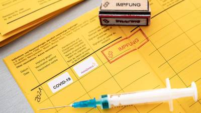 Сертификаты о прививке иностранной вакциной от COVID-19 будут принимать на Кубани - gazeta.ru - Краснодарский край