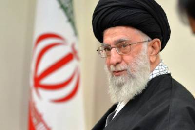 Али Хаменеи - Руководитель Ирана Хаменеи сделал первую прививку от COVID-19 - aif.ru - Иран