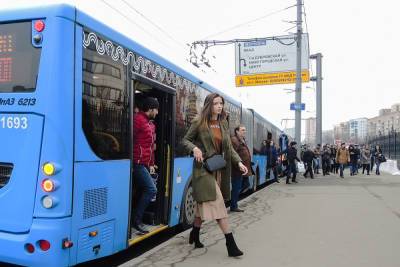 Анастасия Ракова - В Москве оценили необходимость QR-кодов для общественного транспорта - mk.ru - Москва