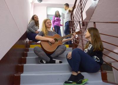 Вузам разрешили заселять в общежития только привитых студентов - vm.ru - Россия