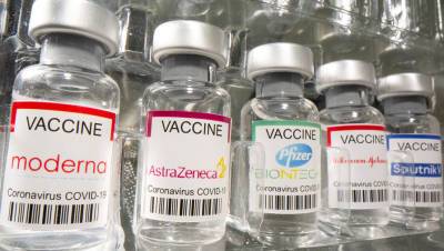 Фармрегулятор в США внес новые предупреждения к вакцинам Pfizer и Moderna - gazeta.ru - Сша